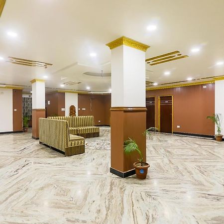Oyo 36201 Sangam Grand Hotel Гувахати Екстериор снимка