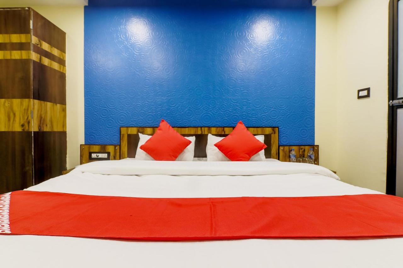 Oyo 36201 Sangam Grand Hotel Гувахати Екстериор снимка