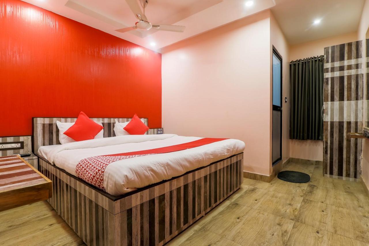 Oyo 36201 Sangam Grand Hotel Гувахати Екстериор снимка